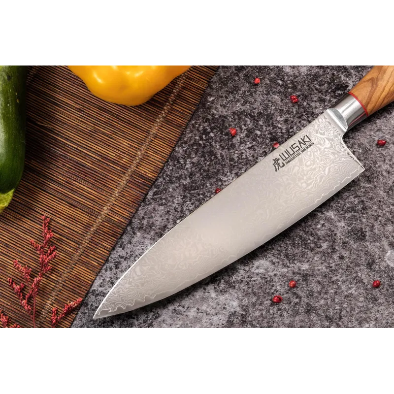 Couteau de chef Wusaki Damas 10Cr 20 cm en acier damas et manche en olivier