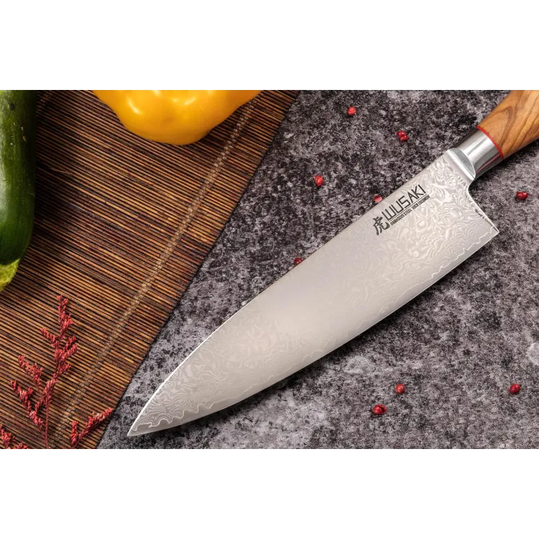 Couteau de chef Wusaki Damas 10Cr 20 cm en acier damas et manche en olivier