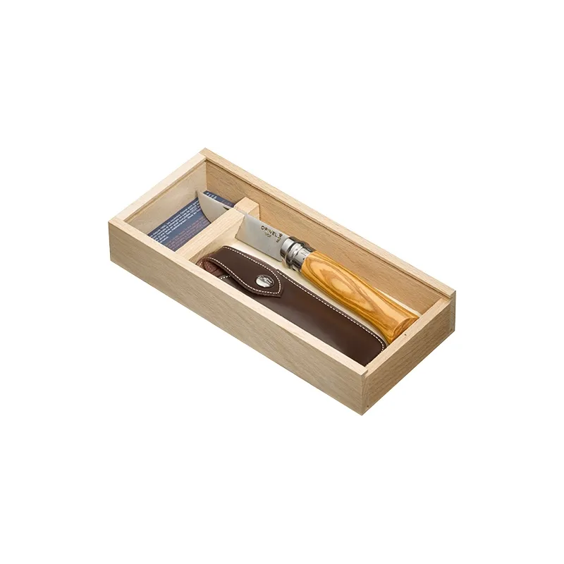 Opinel N°8 Olivier – Couteau avec étui cuir et coffret