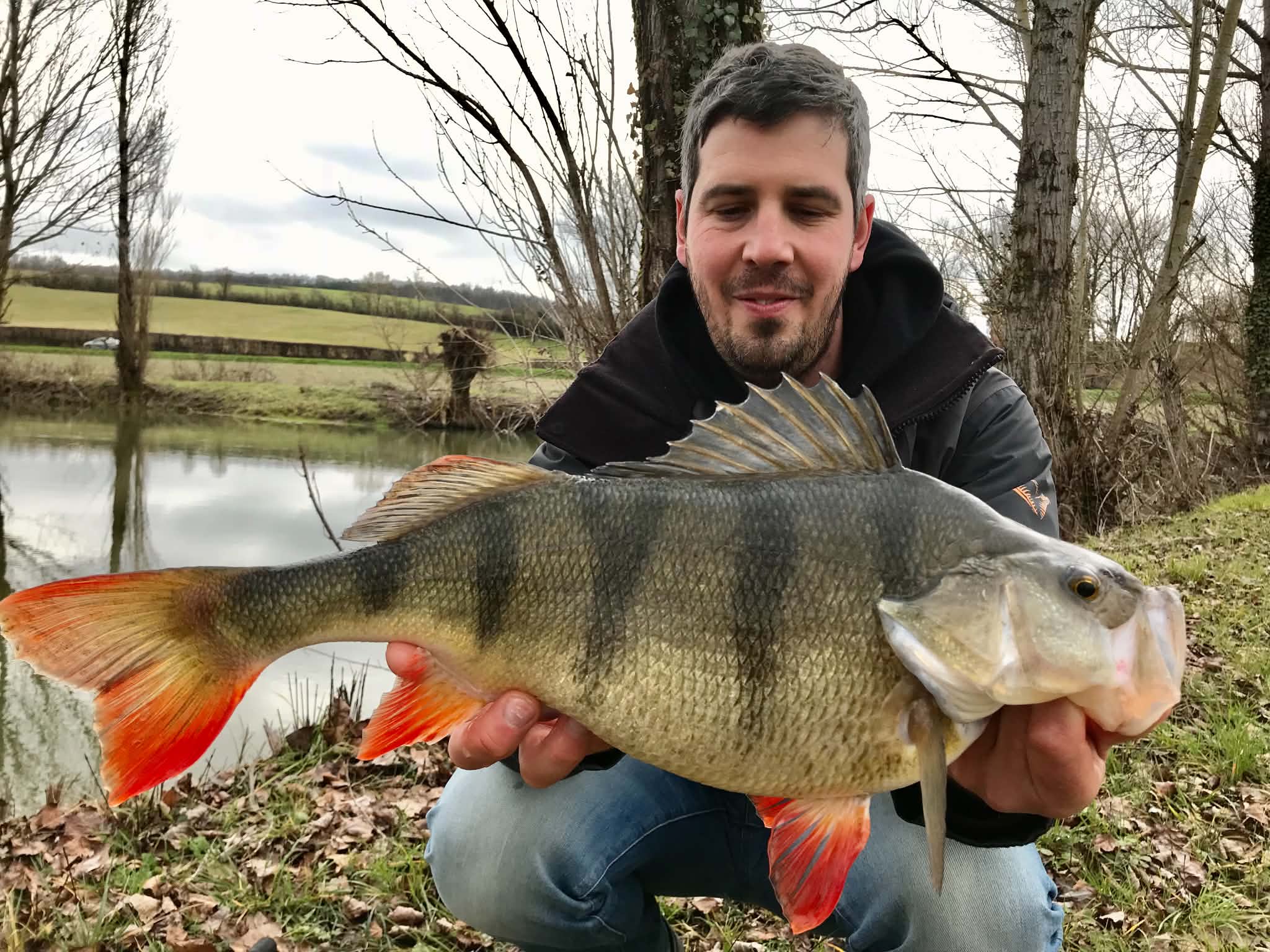 Fabrice avec une perche